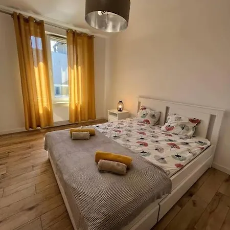 Oisin Cosy Apart Center Appartamento